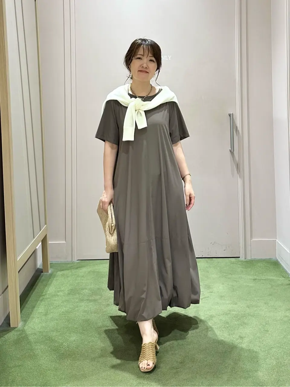 ANY フジコ コーディネート画像