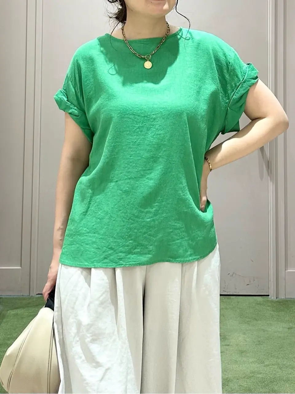 ANY フジコ コーディネート画像