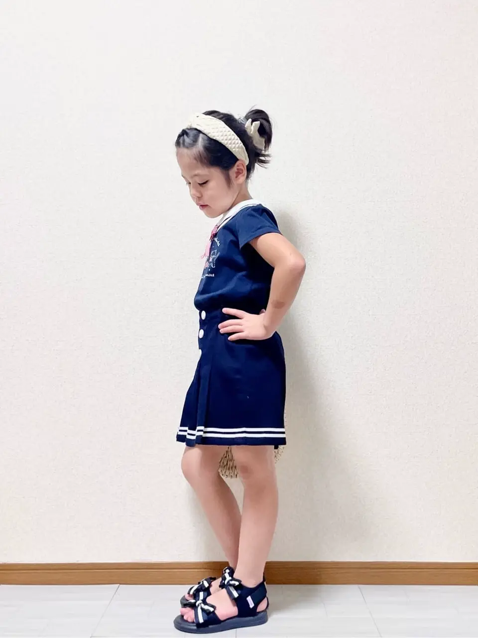 ANY MIKA コーディネート画像