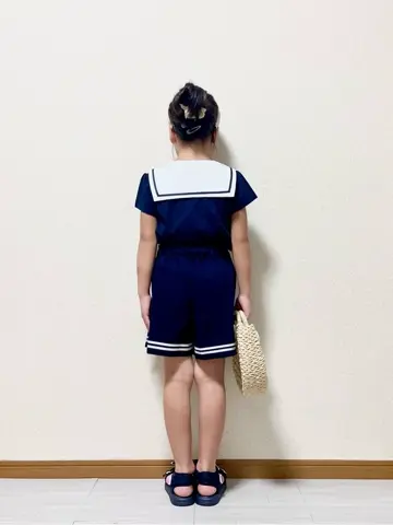 ANY MIKA コーディネート画像