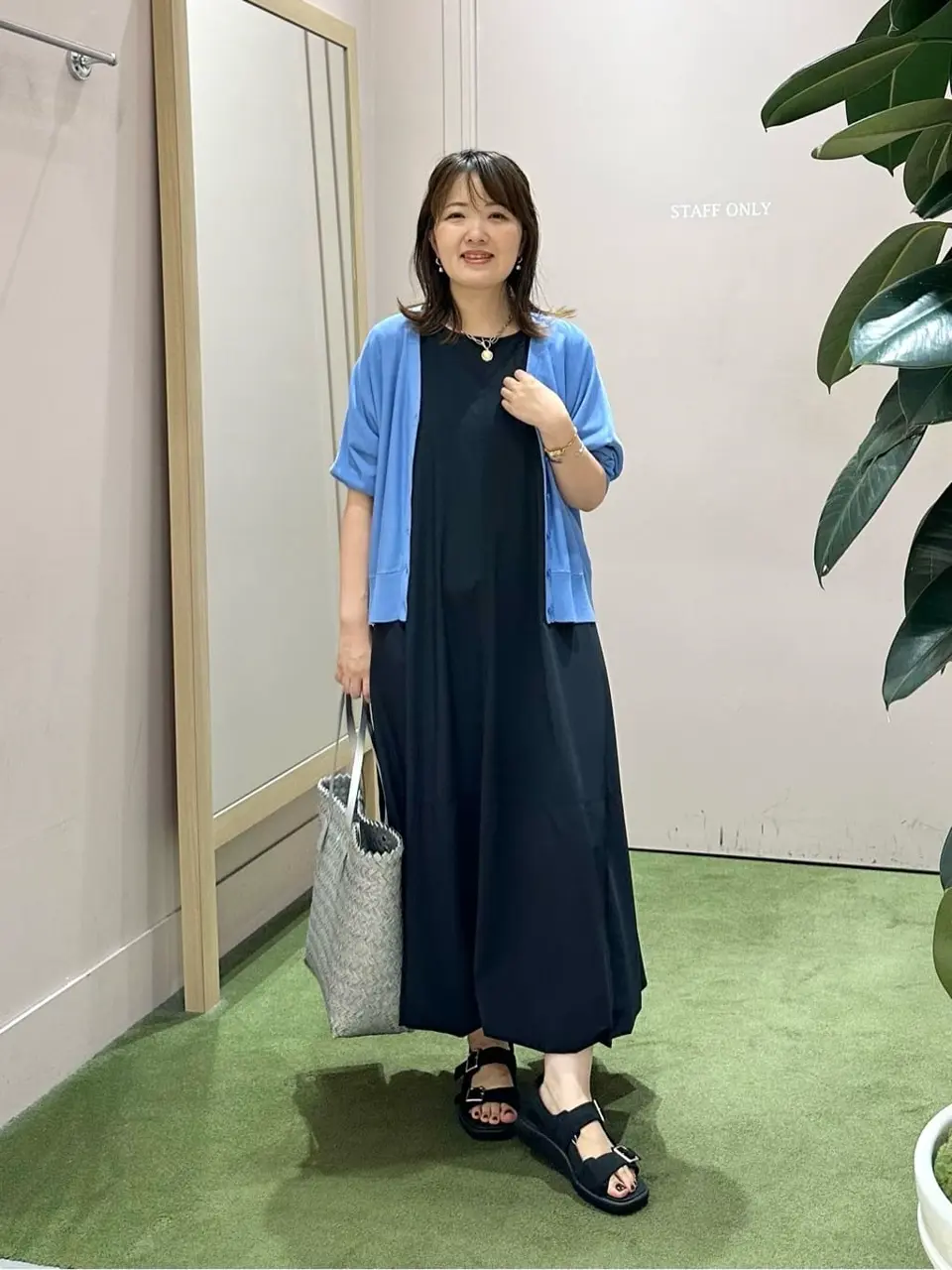 ANY フジコ コーディネート画像