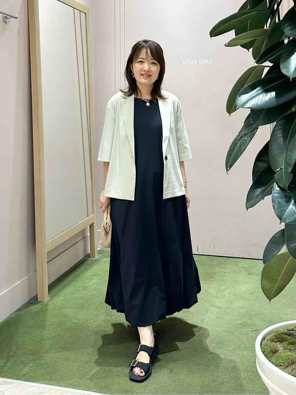 ANY フジコ コーディネート画像