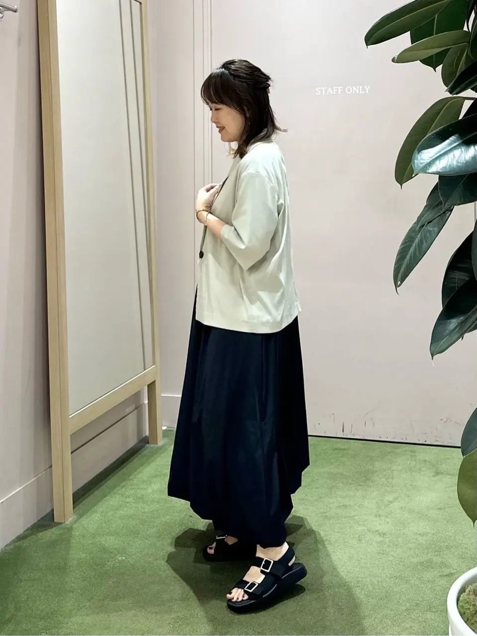 ANY フジコ コーディネート画像