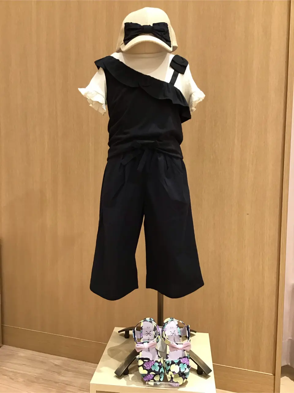  本吉 コーディネート画像