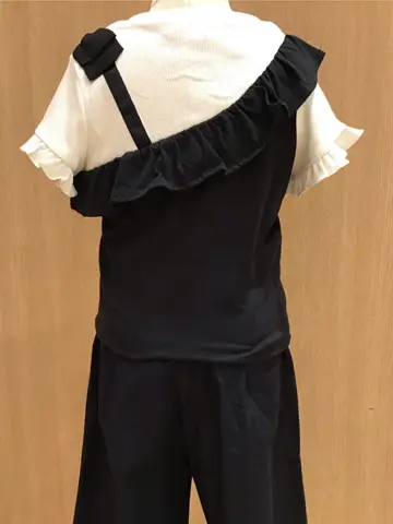 ANY 本吉 コーディネート画像