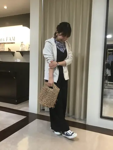 ANY 吉田 コーディネート画像