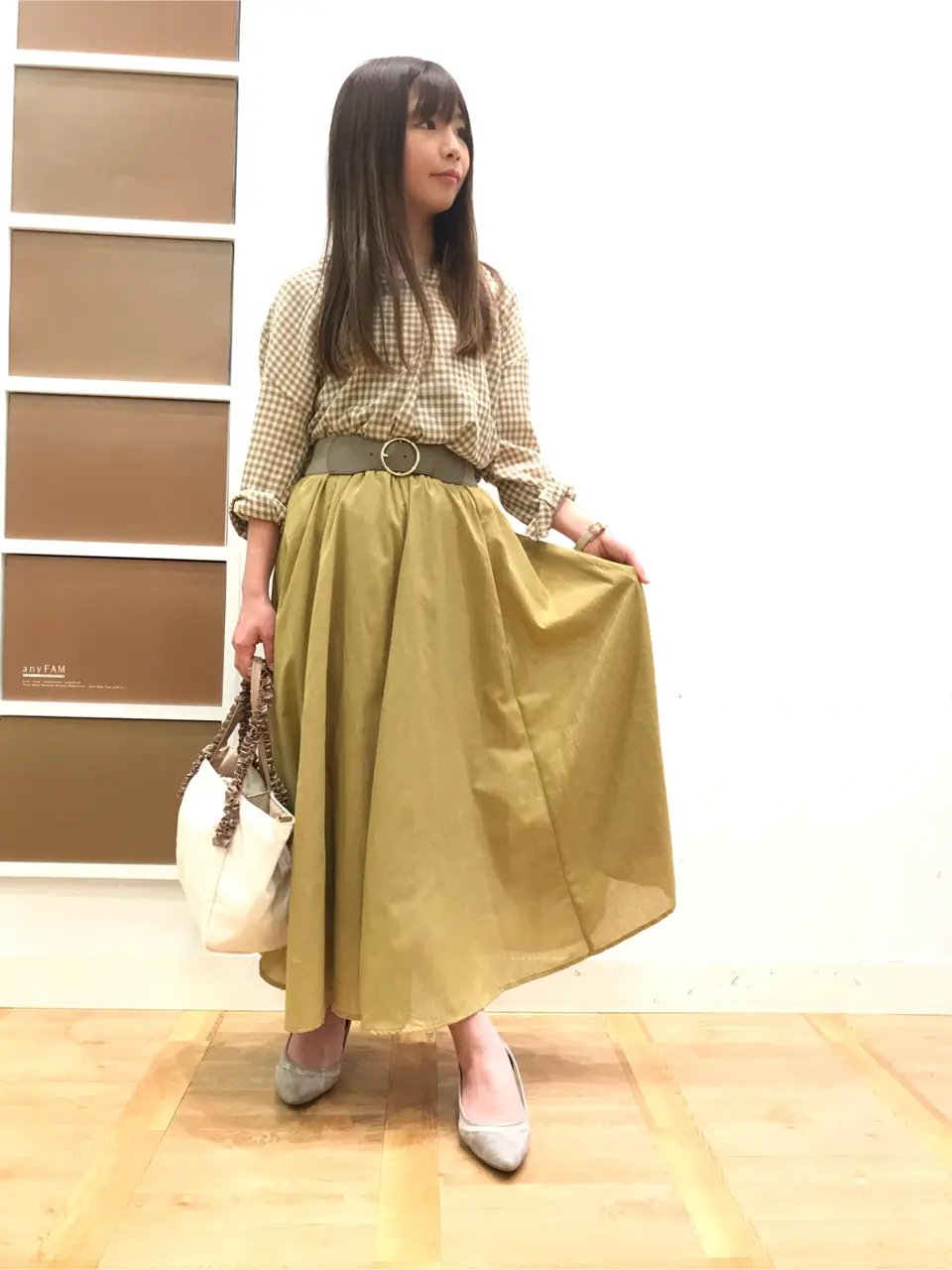 ANY 津野 コーディネート画像