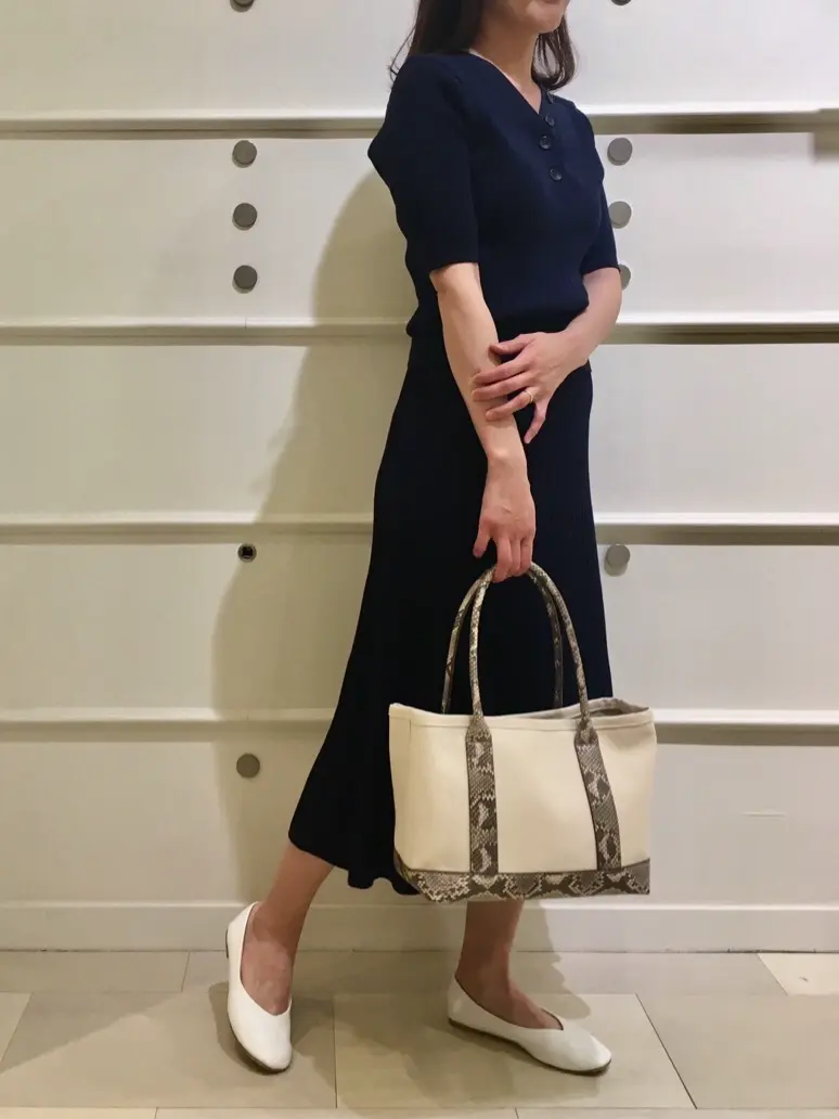 ANY 三橋 コーディネート画像