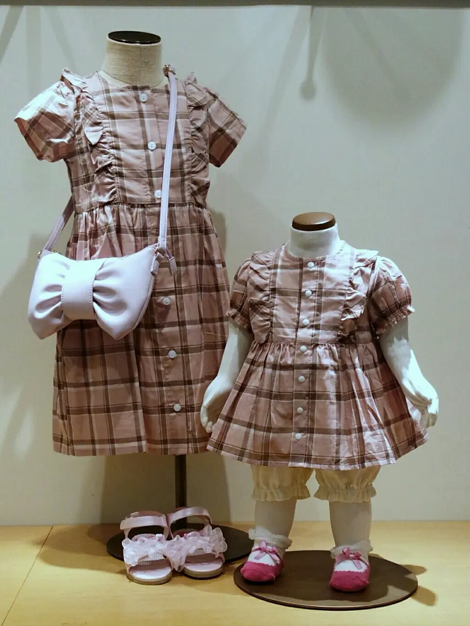 ANY 山川 コーディネート画像