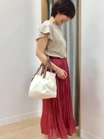 ANY 鈴木 コーディネート画像