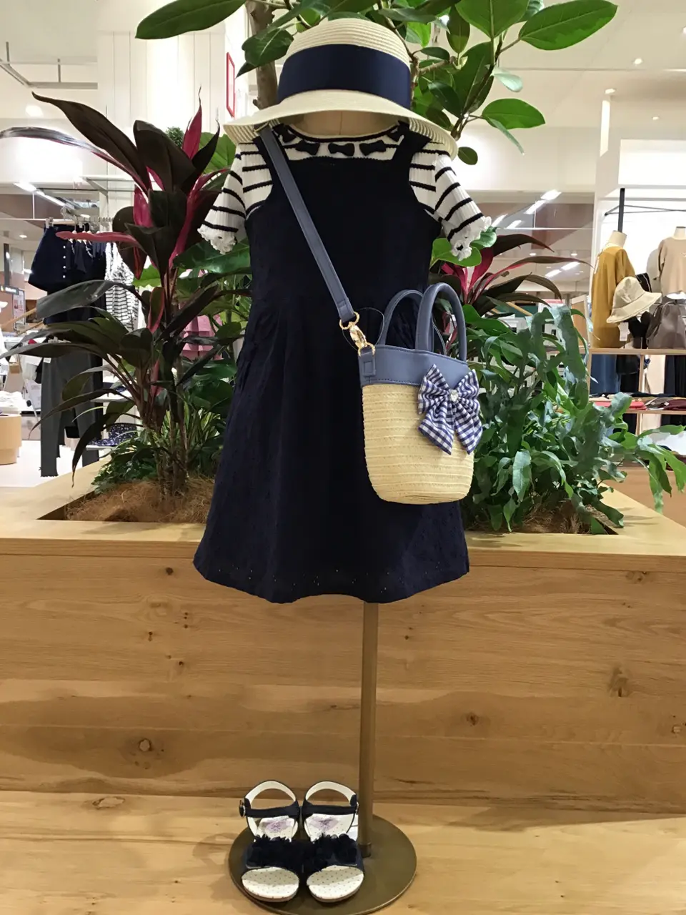 ANY スタッフ コーディネート画像