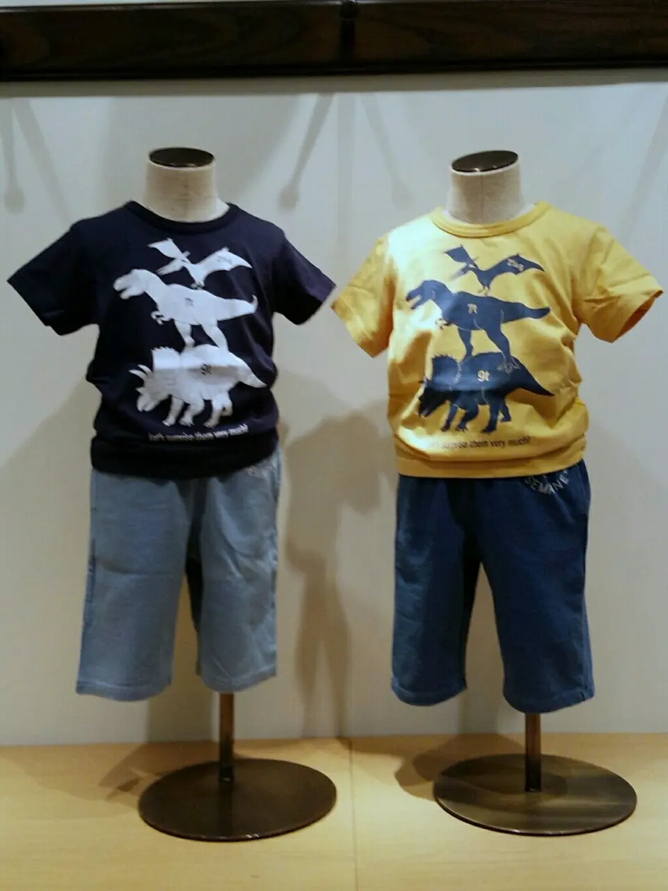 ANY 山川 コーディネート画像