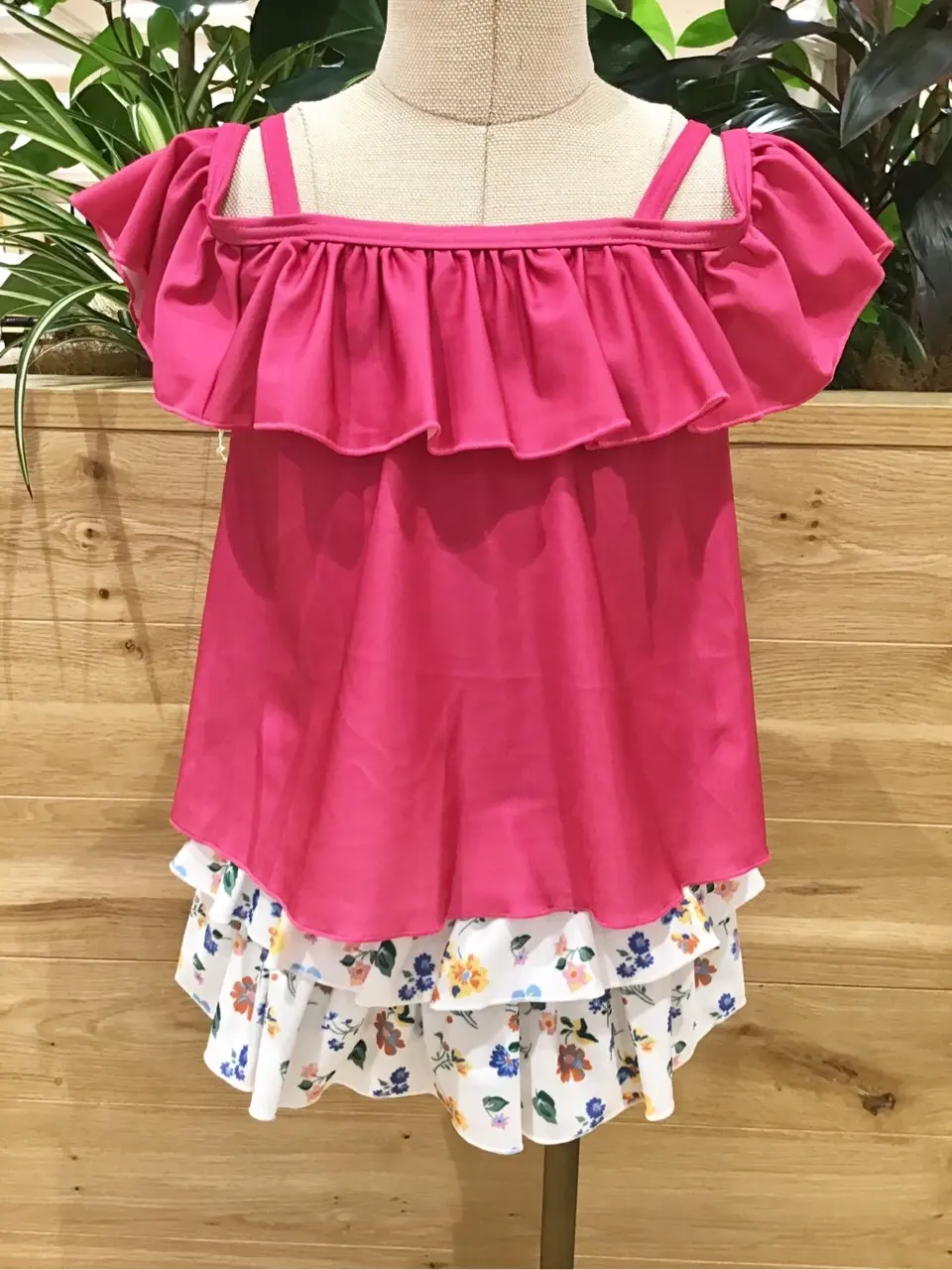 ANY スタッフ コーディネート画像