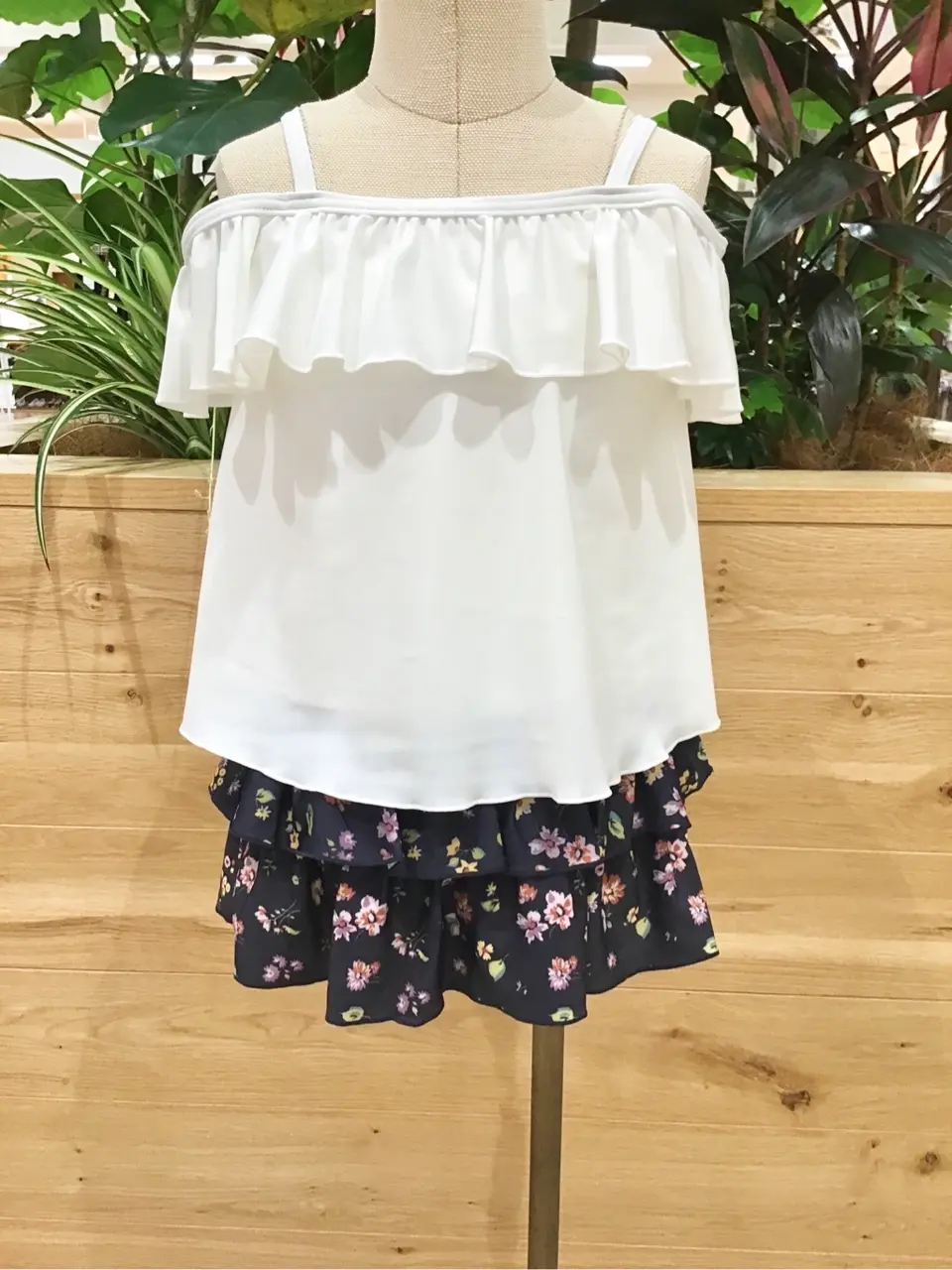 ANY スタッフ コーディネート画像