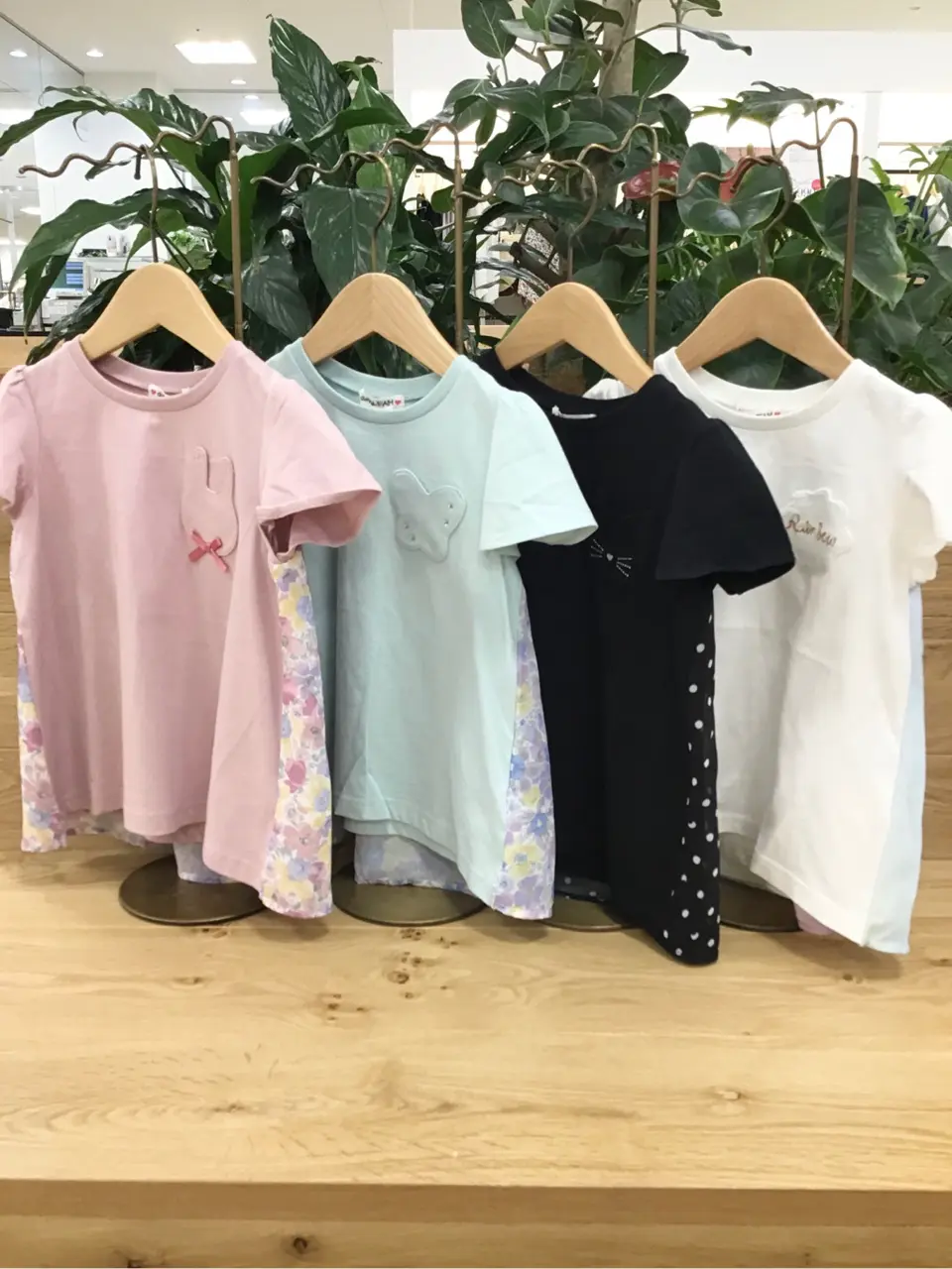 ANY 鈴木 コーディネート画像