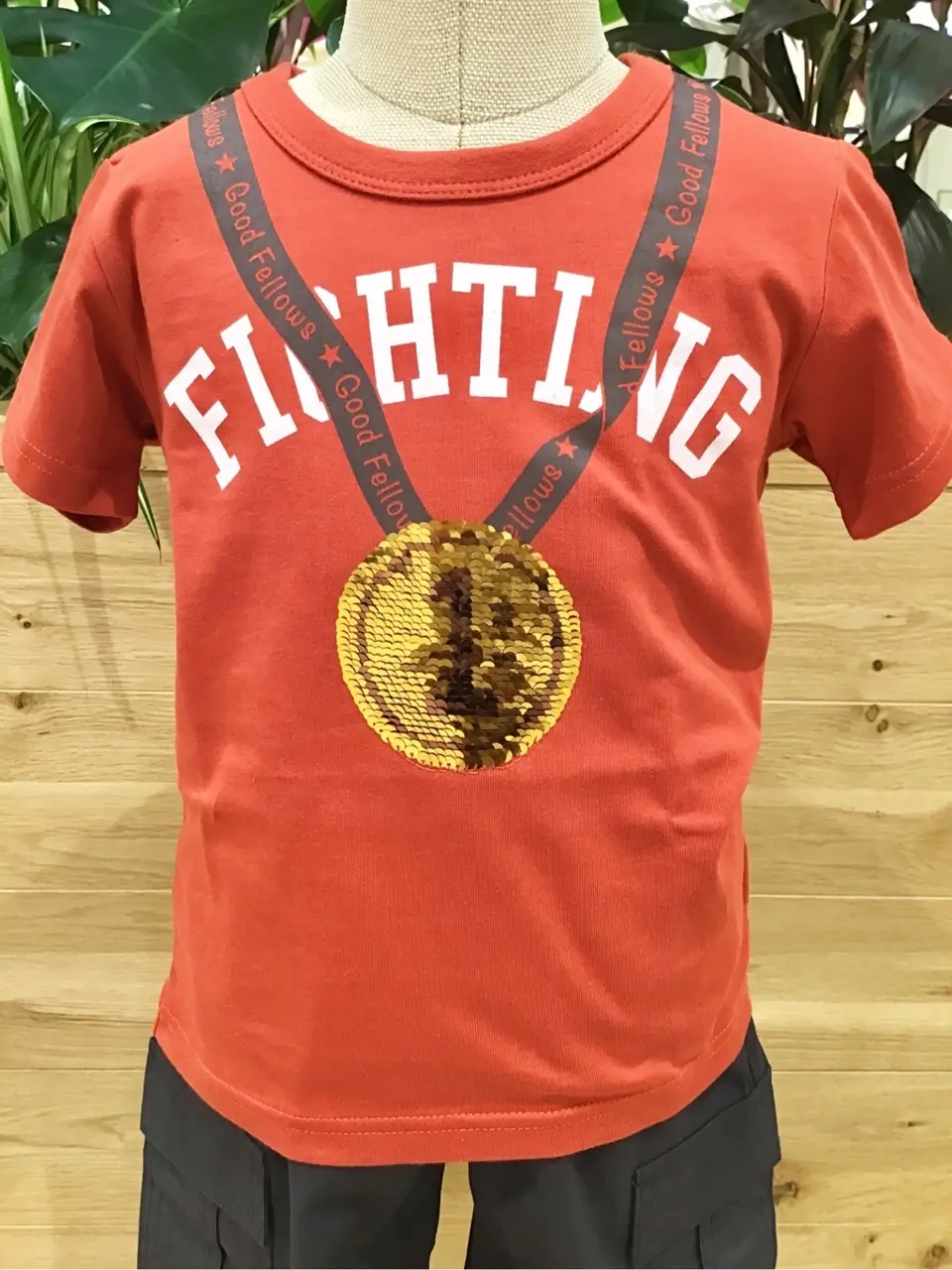 ANY スタッフ コーディネート画像