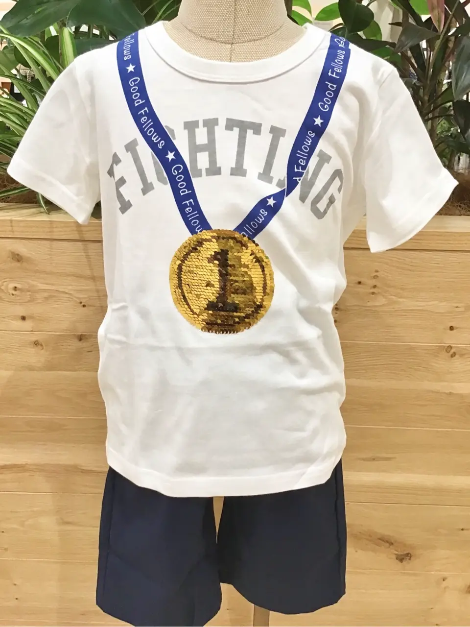 ANY スタッフ コーディネート画像