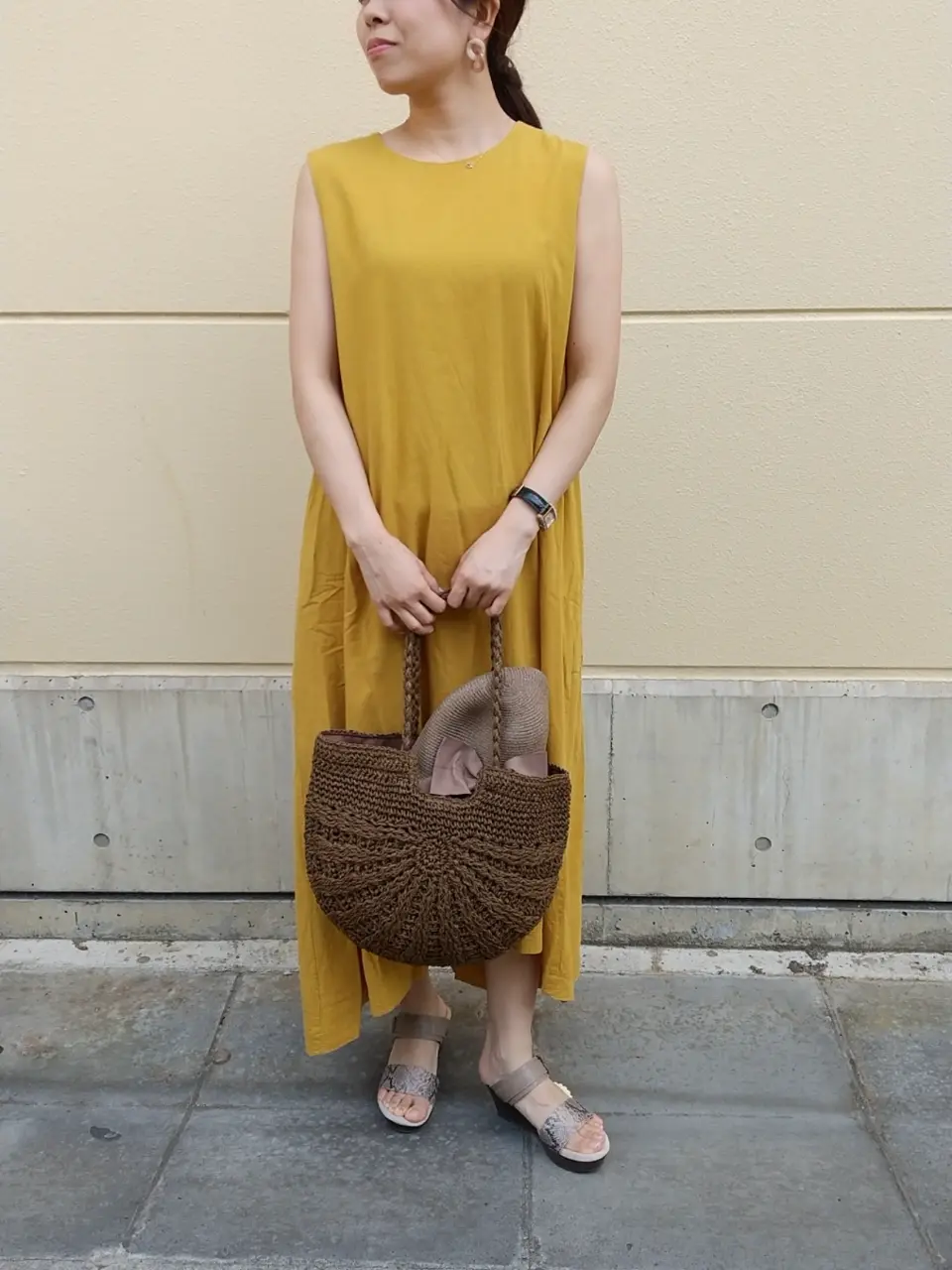 ANY 榎本 コーディネート画像