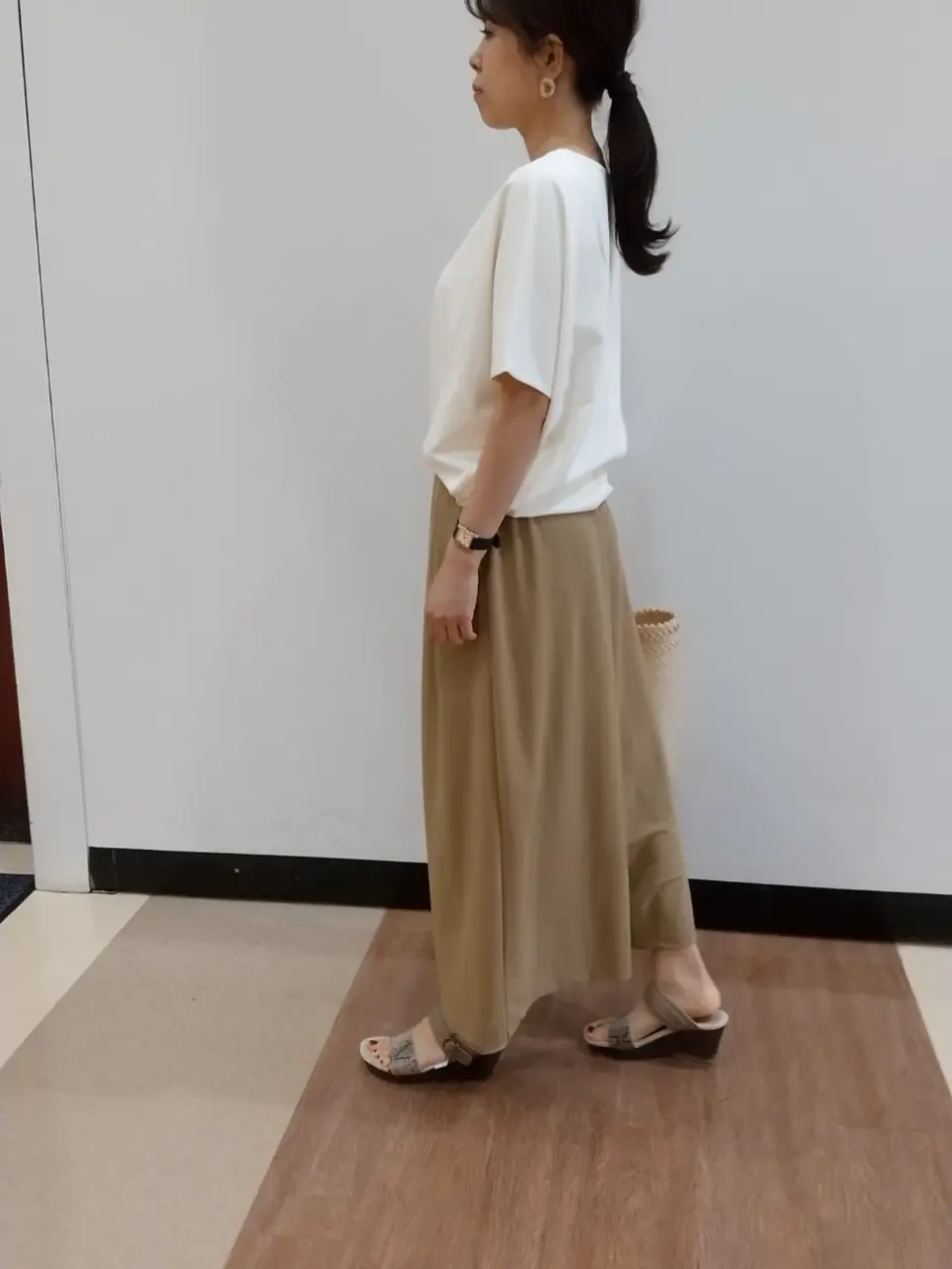 ANY 榎本 コーディネート画像