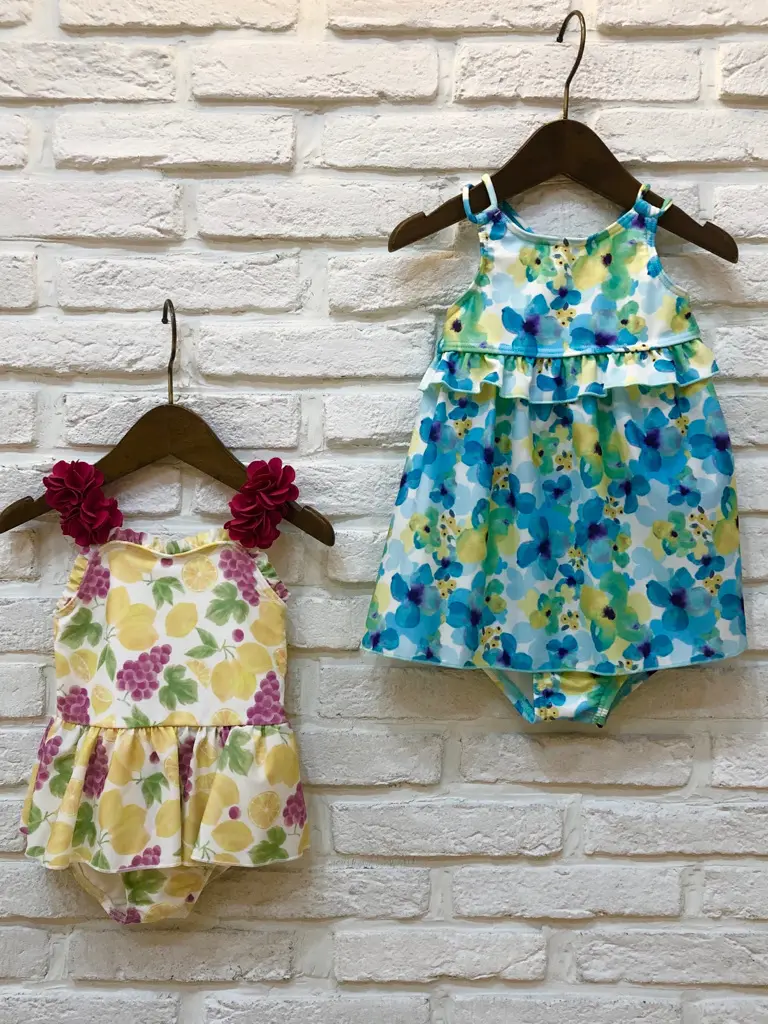 ANY フジコ コーディネート画像