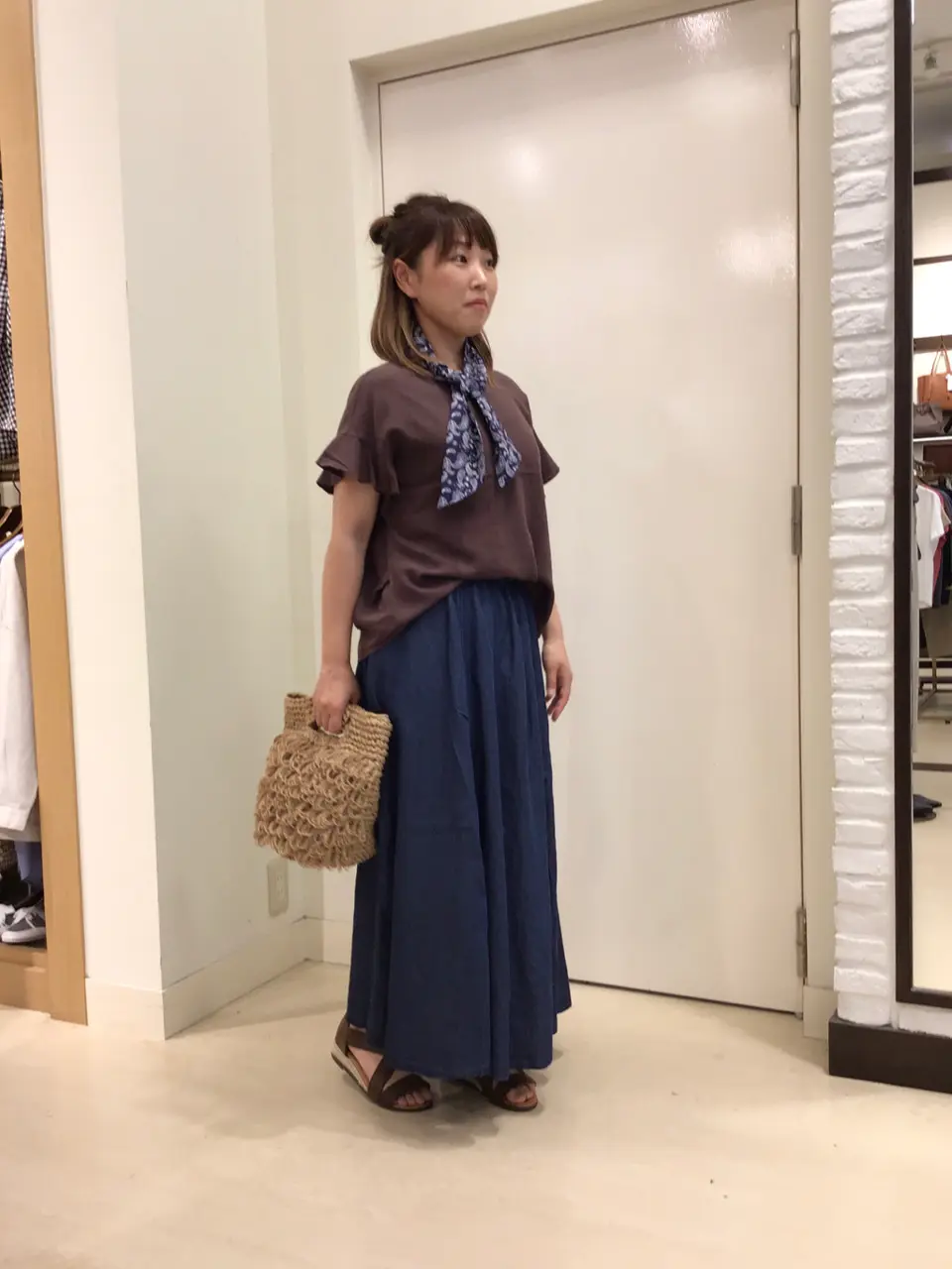 ANY 伊藤 コーディネート画像