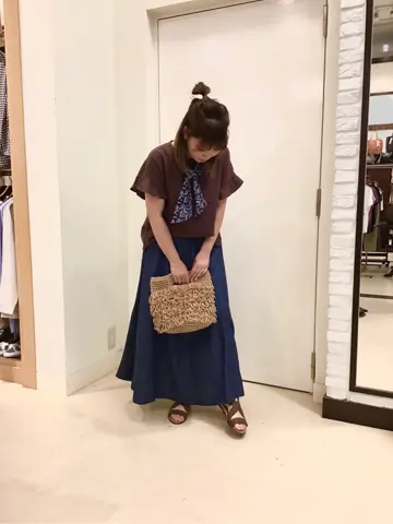 ANY 伊藤 コーディネート画像