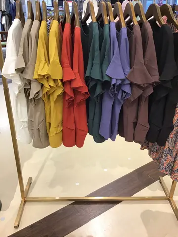 ANY 伊藤 コーディネート画像