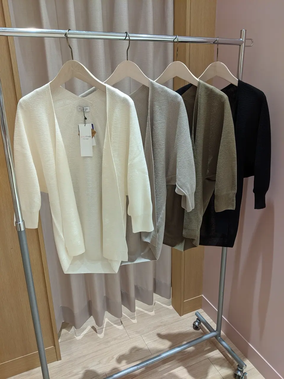 ANY 白石 コーディネート画像