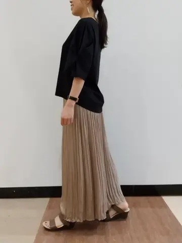 ANY 榎本 コーディネート画像