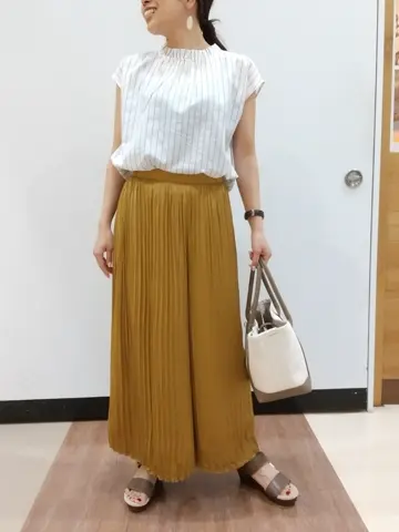 ANY 榎本 コーディネート画像