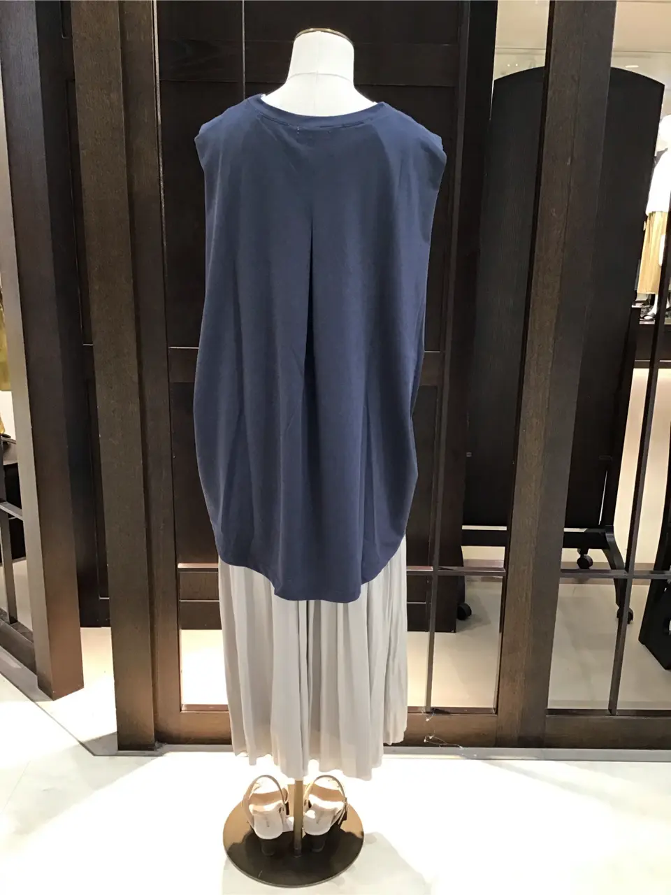 ANY 渡邊 コーディネート画像