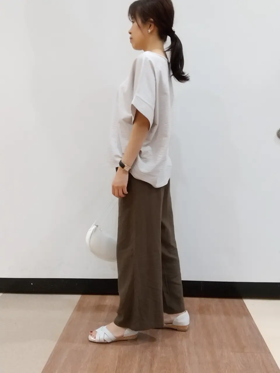 ANY 榎本 コーディネート画像