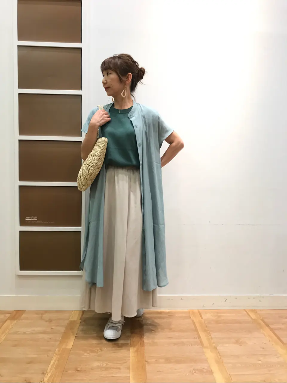 ANY 山口 コーディネート画像