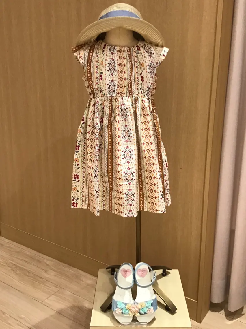  本吉 コーディネート画像