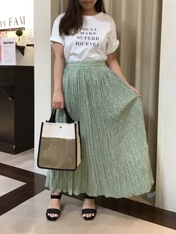 ANY 吉田 コーディネート画像