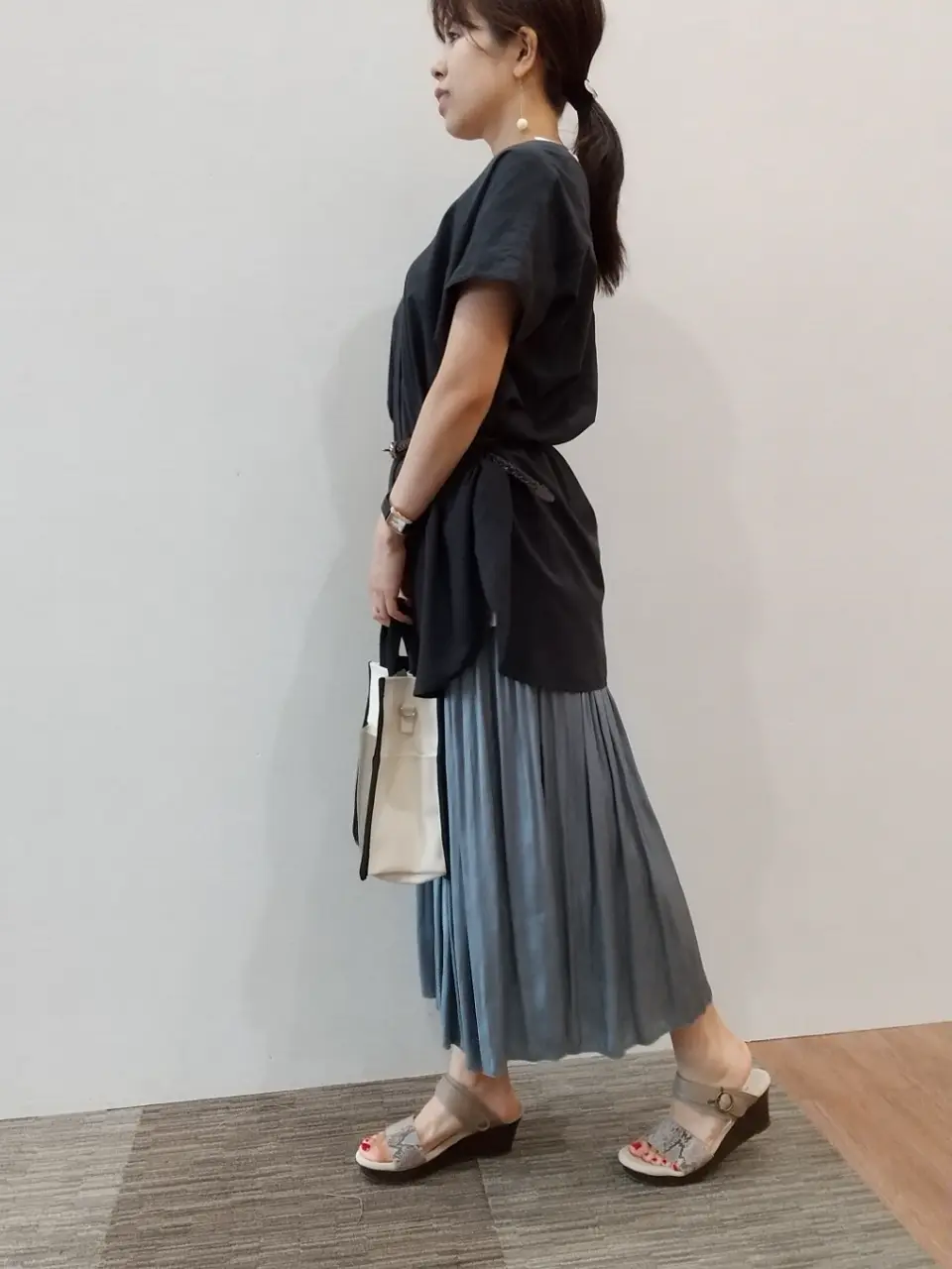 ANY 榎本 コーディネート画像