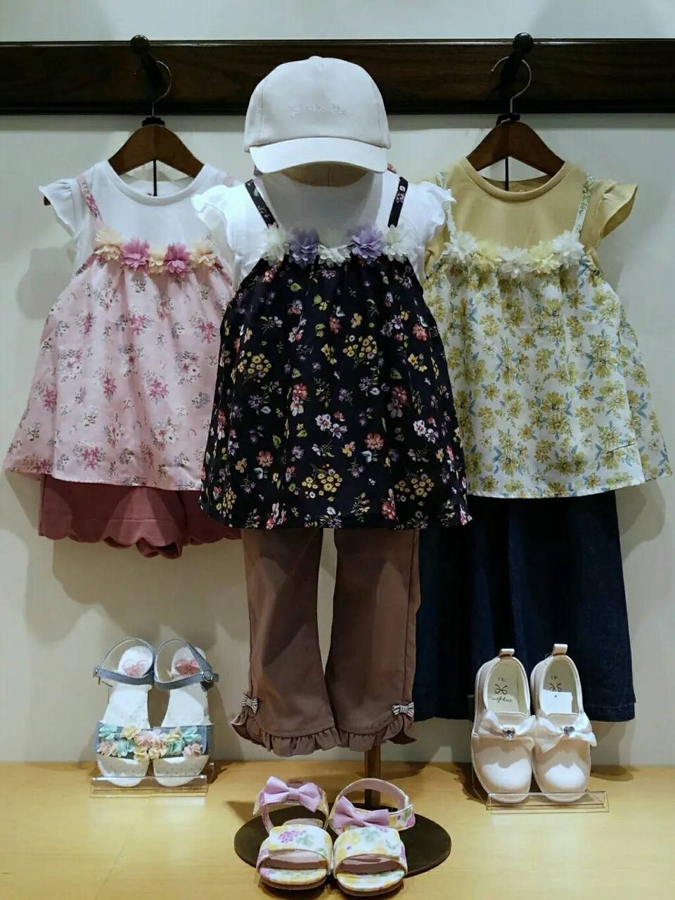 ANY 山川 コーディネート画像