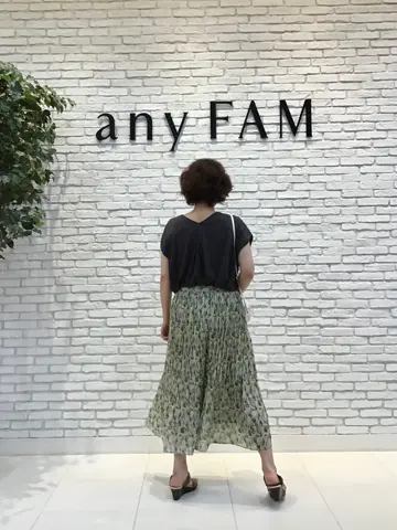 ANY スタッフ コーディネート画像