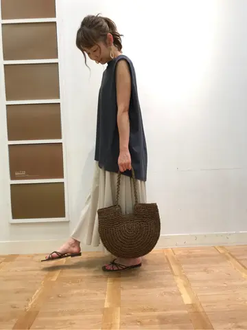 ANY 山口 コーディネート画像