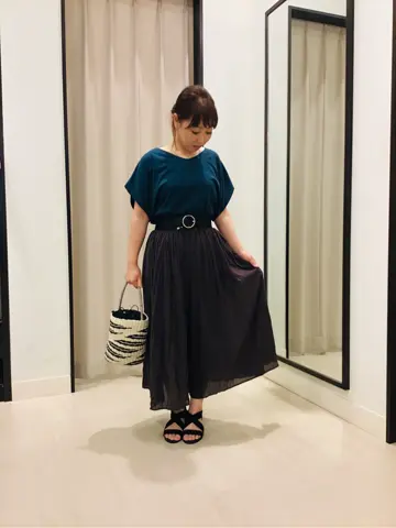 ANY 伊藤 コーディネート画像