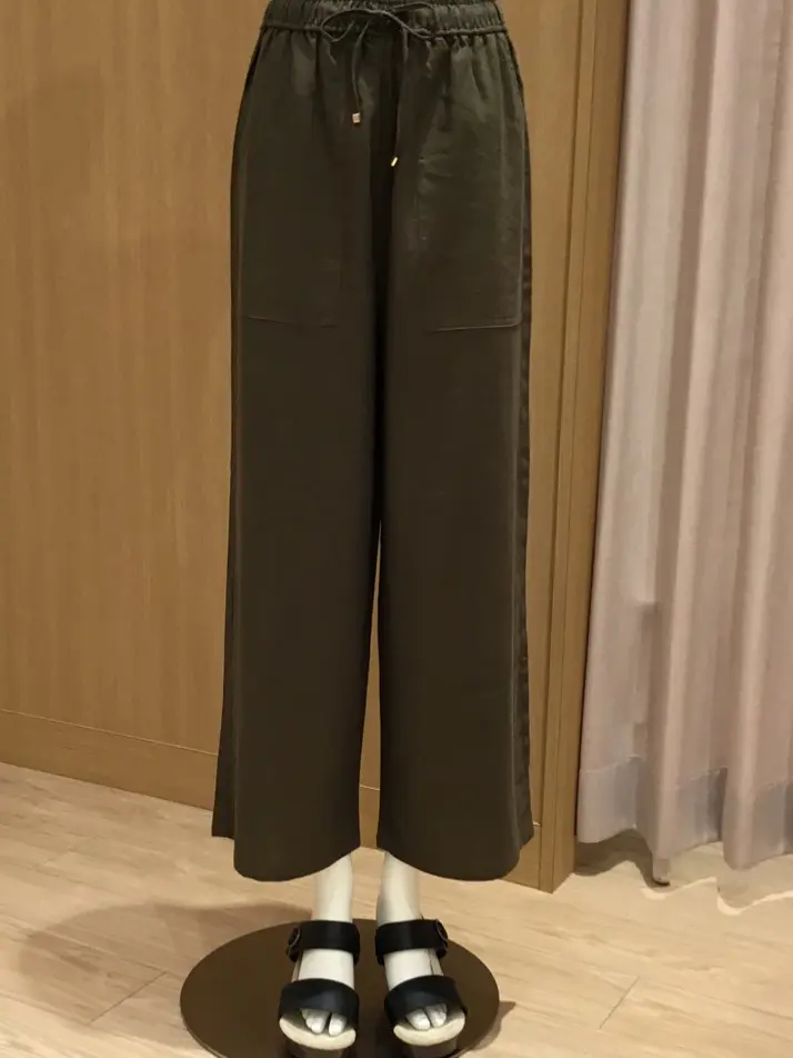 ANY 本吉 コーディネート画像