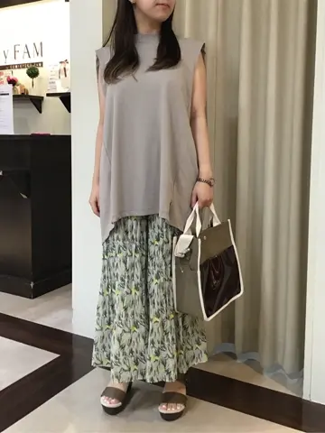 ANY 吉田 コーディネート画像