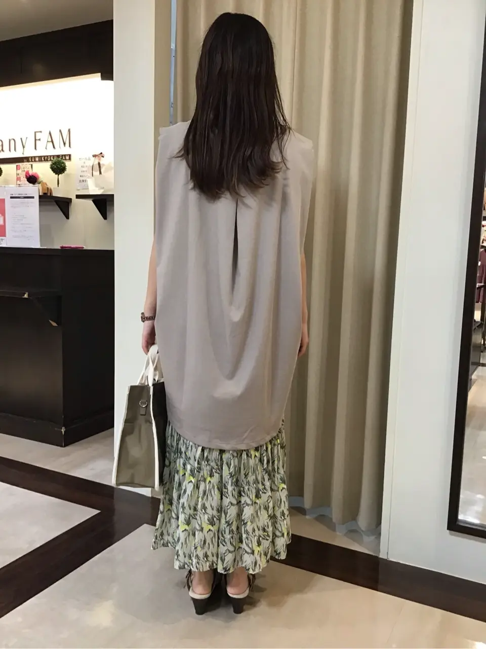 ANY 吉田 コーディネート画像