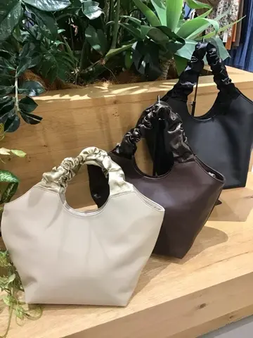 ANY Y コーディネート画像