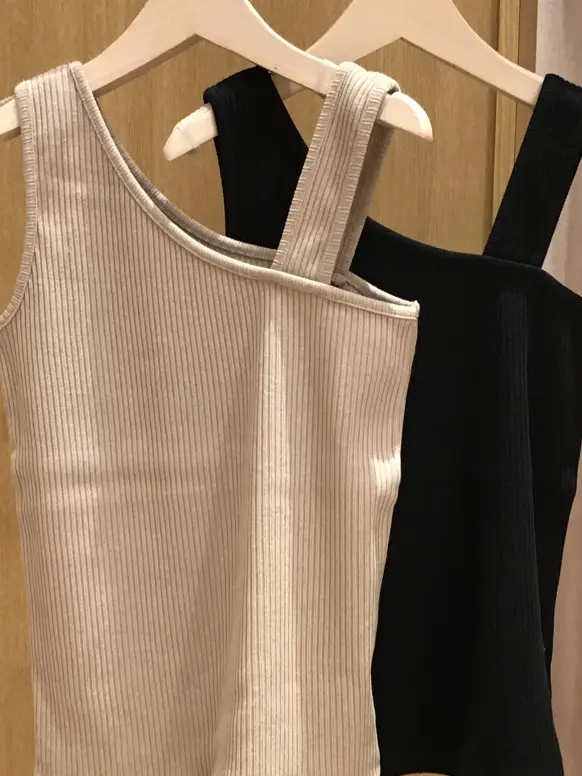 ANY 本吉 コーディネート画像