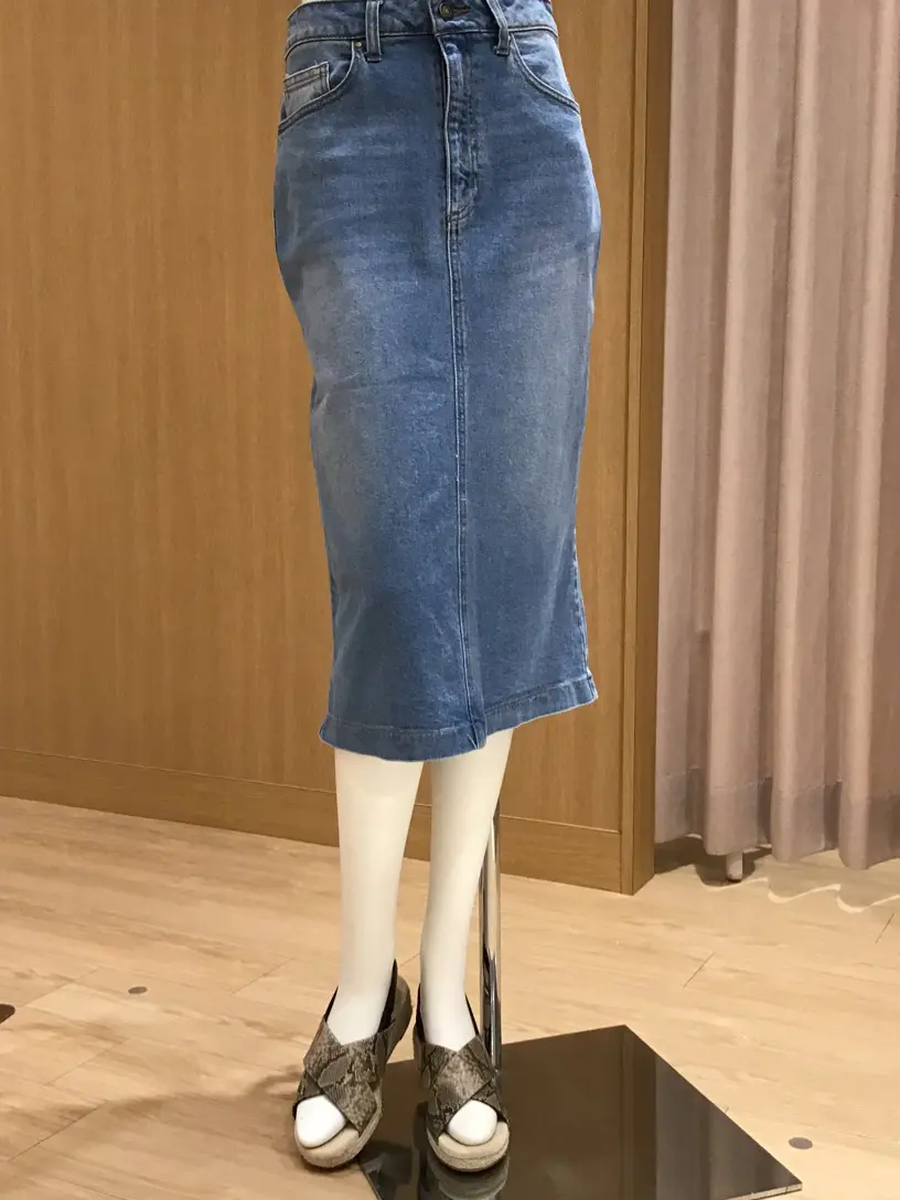 ANY 本吉 コーディネート画像