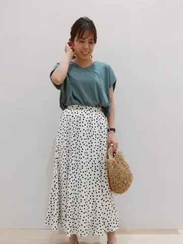 ANY 榎本 コーディネート画像