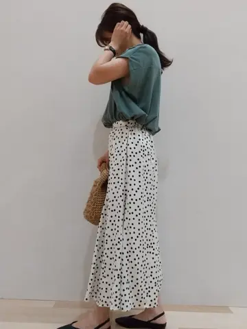 ANY 榎本 コーディネート画像