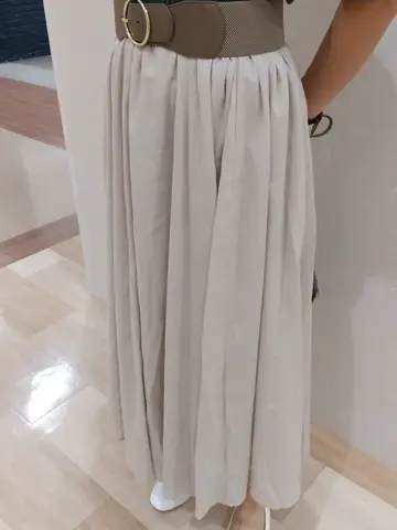 ANY 榎本 コーディネート画像