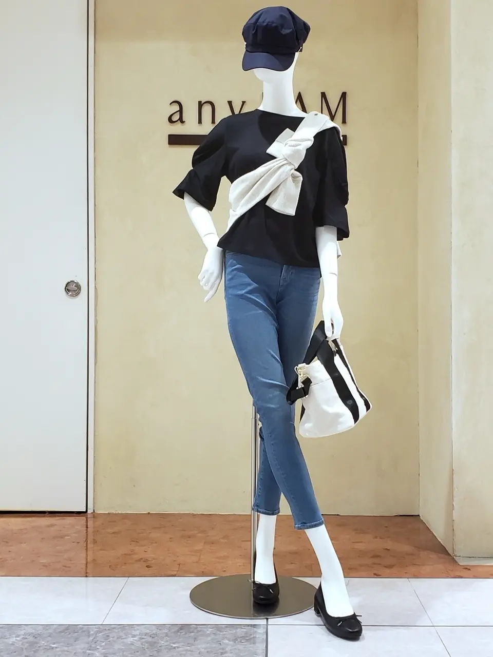  三宅 コーディネート画像